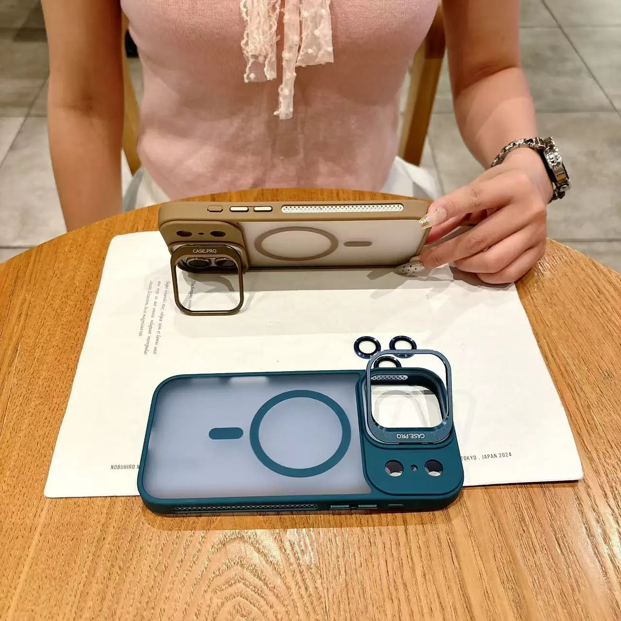 Luxury MagSafe iPhone 17 Case – Shockproof Wireless Charging with Lens Bracket